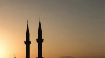 جدول مواقيت الصلاة ليوم السبت 4 أبريل 2026: الفجر والظهر والعصر والمغرب والعشاء